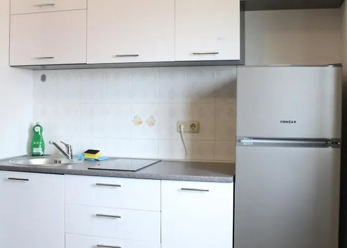 Gasthuis Bajuti Primošten